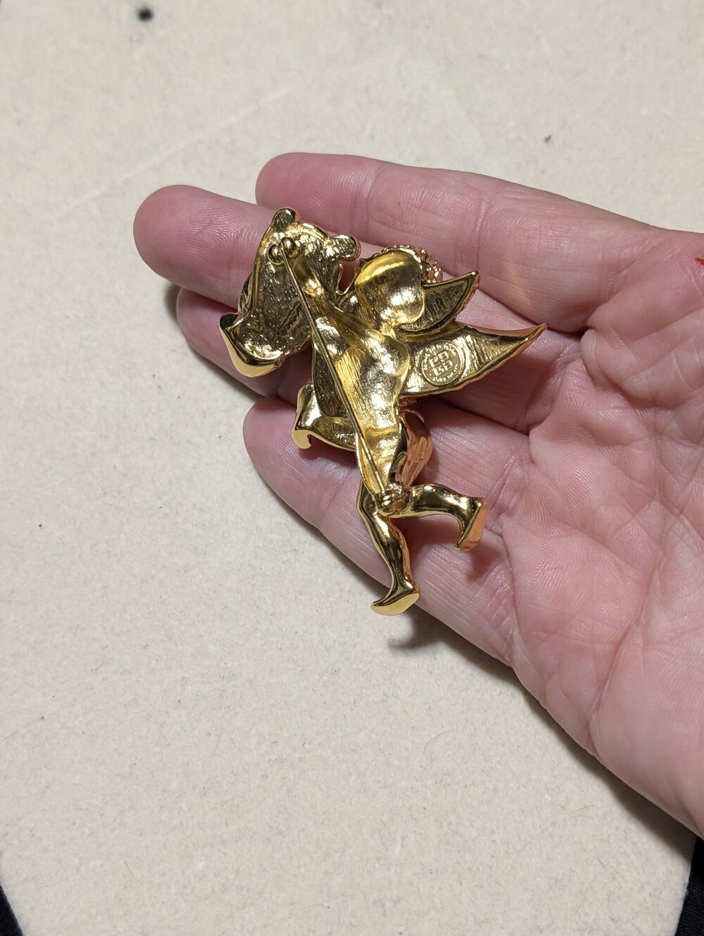 Givenchy Vintage Angel Pin Brooch Cherub Harp Rhinestone Gold Signed - Picture 10 of 14